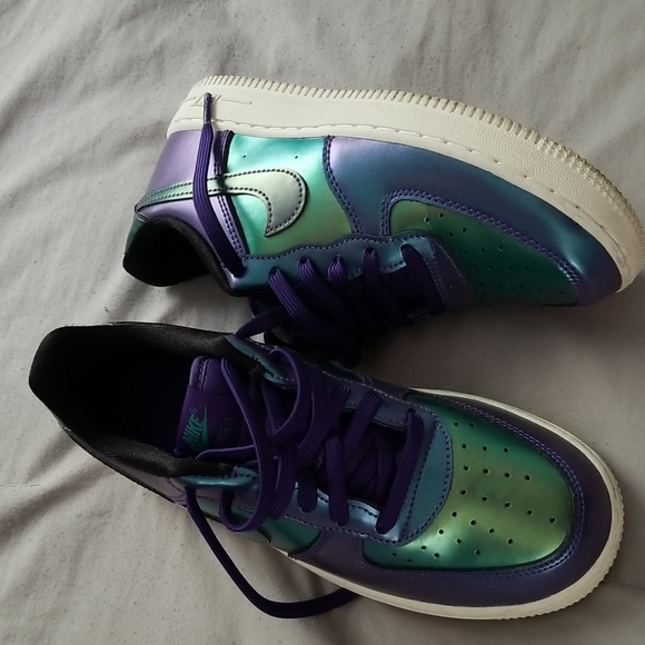 Limited  edition Nike Force 1 shoes for kids size 3Y - Picture 2 of 9